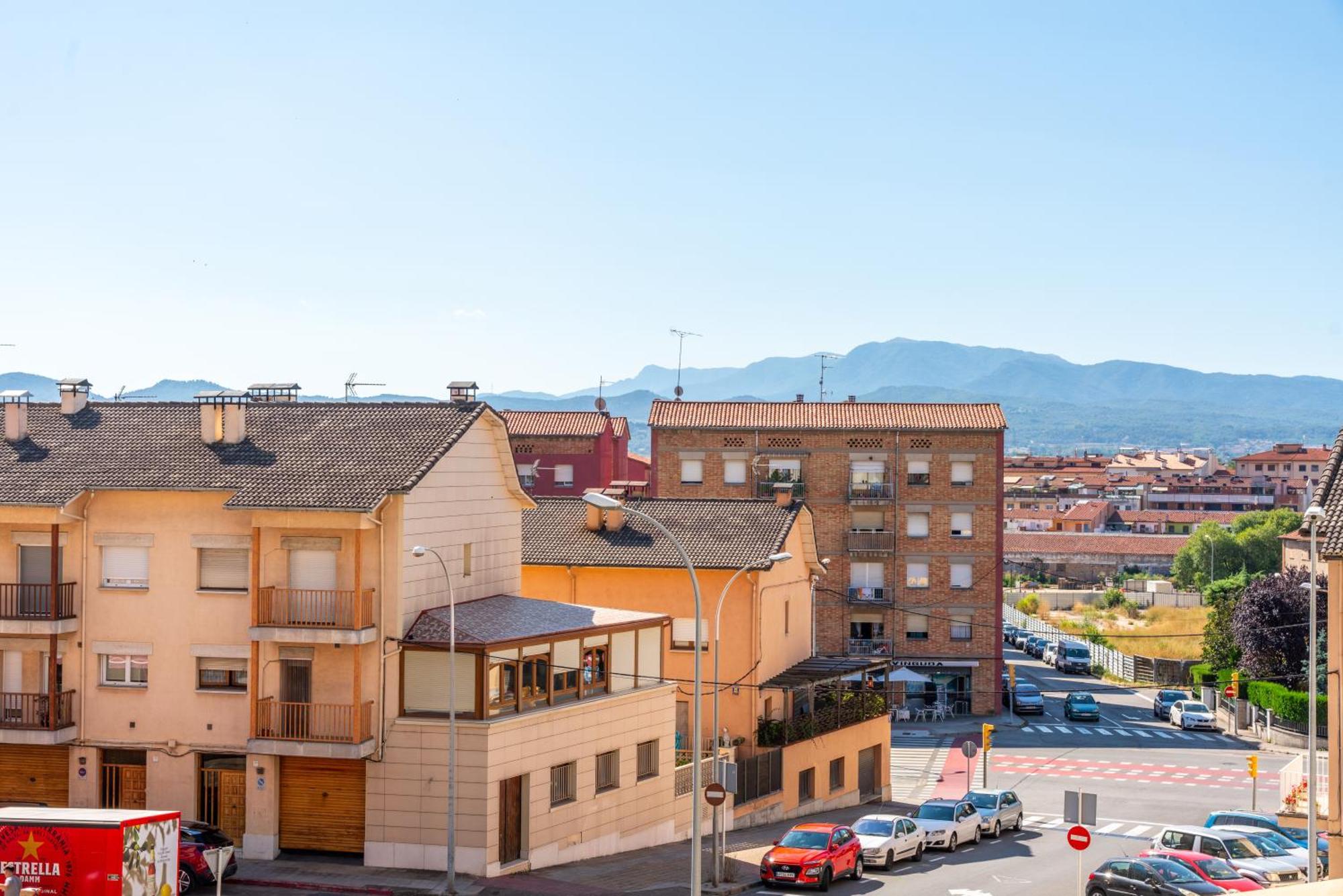 Hotel J. Balmes Vic Dış mekan fotoğraf