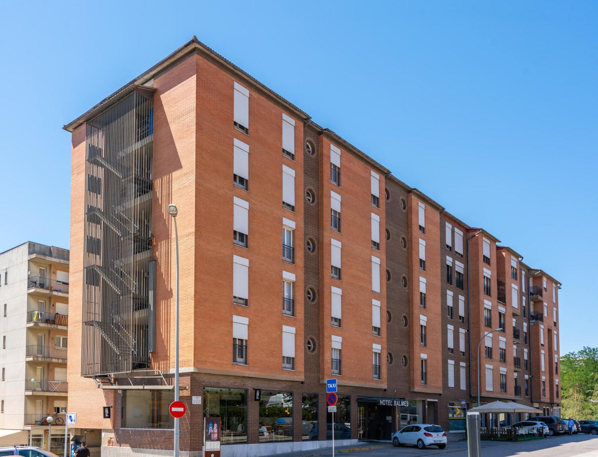Hotel J. Balmes Vic Dış mekan fotoğraf